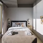 Rezident Tomis Marina Apartmán *