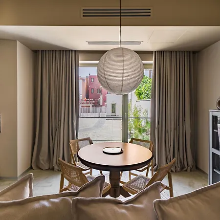 Rezident Tomis Marina Constanta