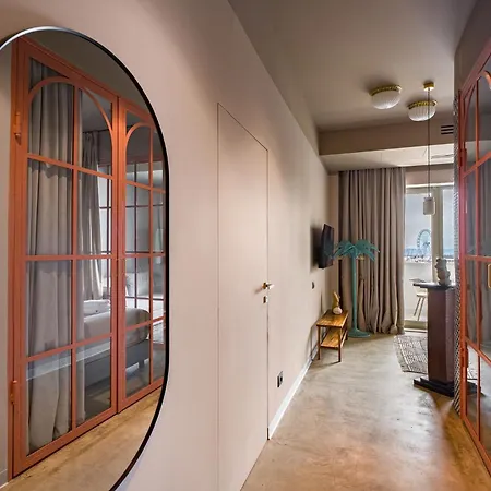 Apartment Rezident Tomis Marina