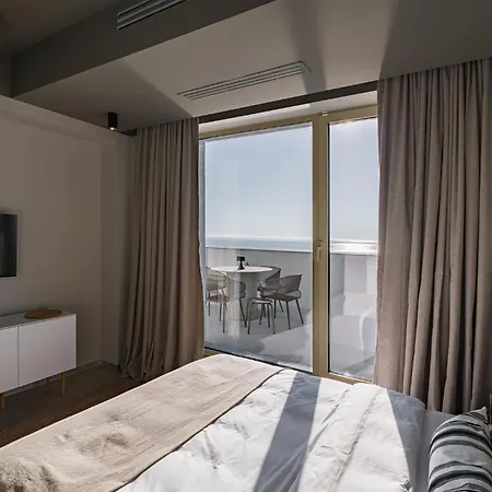 Rezident Tomis Marina Constanta