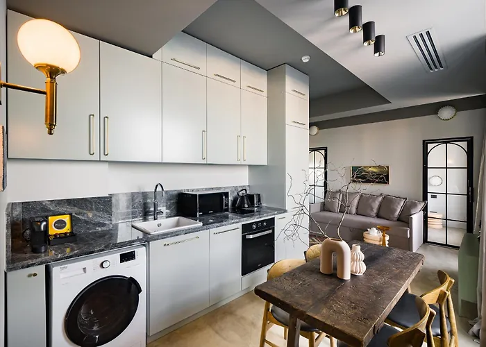 Rezident Tomis Marina 아파트 *