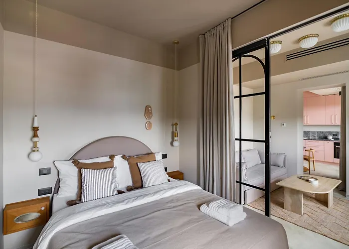 Rezident Tomis Marina * 콘스탄차