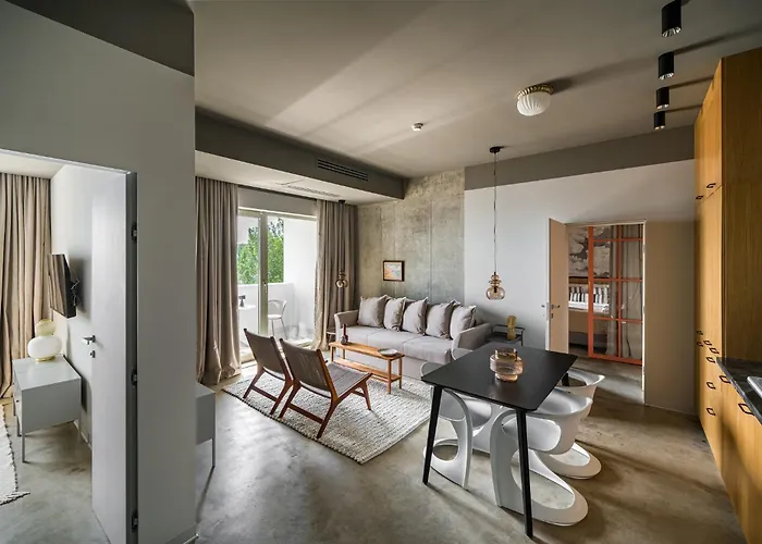 Rezident Tomis Marina * 콘스탄차