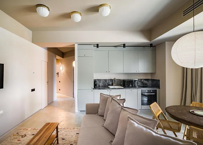 Rezident Tomis Marina 아파트