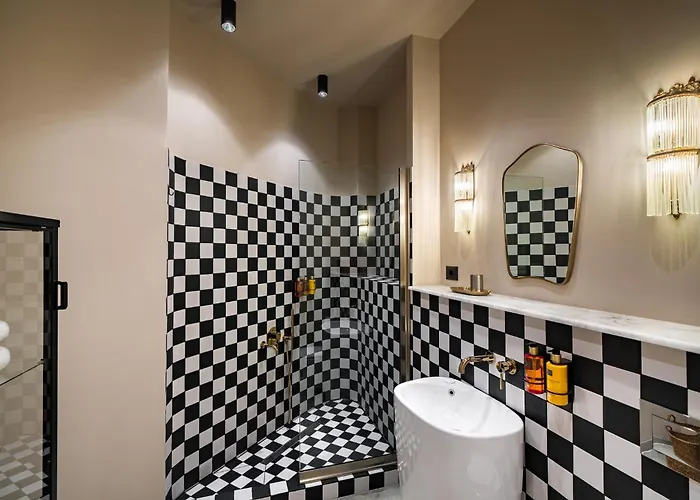 Rezident Tomis Marina * Констанца