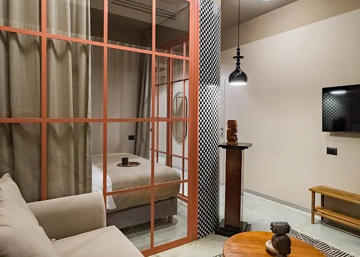 Rezident Tomis Marina * 콘스탄차