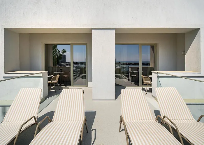 아파트 Rezident Tomis Marina *