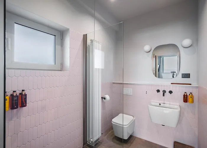 Rezident Tomis Marina * 콘스탄차